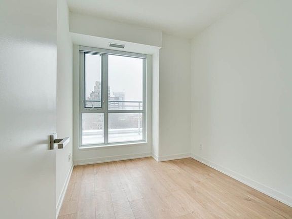 4th image of 223 Saint Clair Ave W Unit 1006