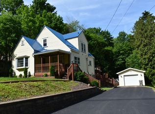 606 Williamson Rd, Meadville, PA 16335