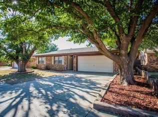 5537 2nd St, Lubbock, TX 79416