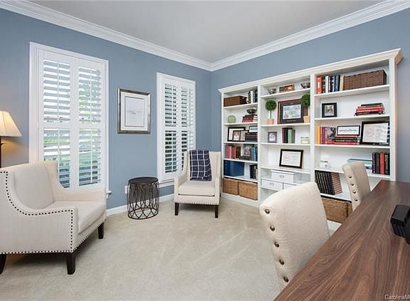 5th image of 6937 Curlee Ct