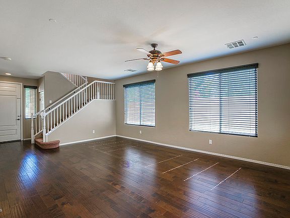 3rd image of 3377 E Comstock Dr