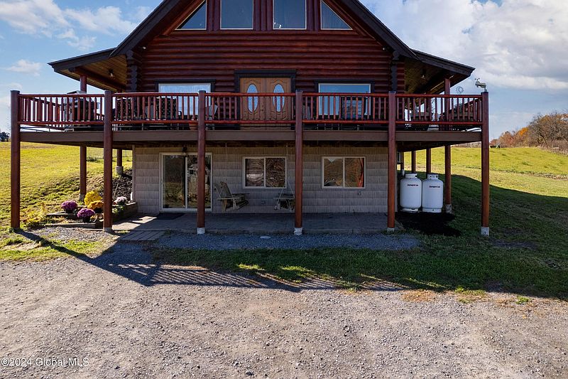3rd image of 235 Getman Road