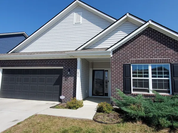 1693 N Clearwater Dr, Greenfield, IN 46140
