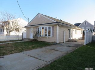 8 Irving Rd, Amityville, NY 11701