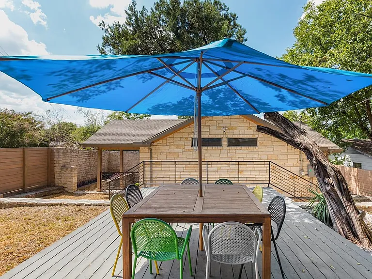 3605 Villa Ct — Photo 34