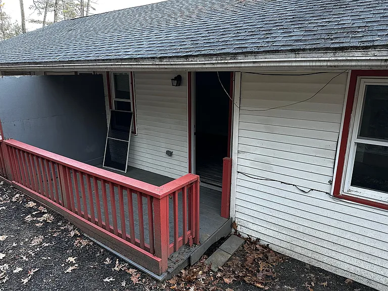 18 Prospect St — Photo 9