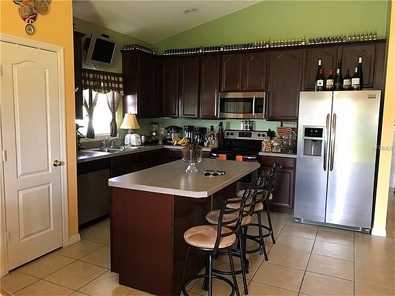 4th image of 3800 Gibbon Ct