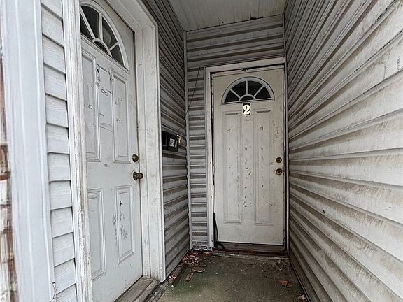 2nd image of 2315 7th Ave