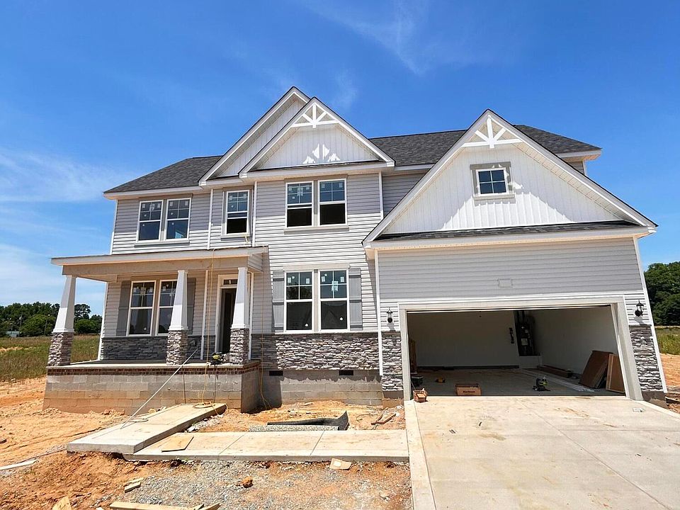 1st image of 410 Maverick Lane