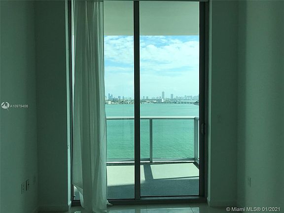 4th image of 7928 East Dr APT 1004