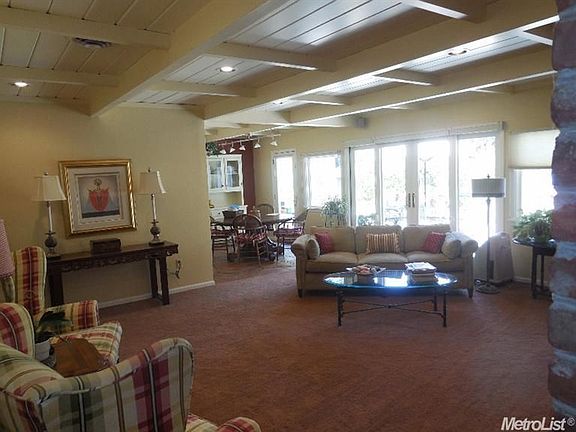 3rd image of 3660 E Country Club Ln