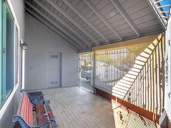 3rd image of 1181 Muriel Ct