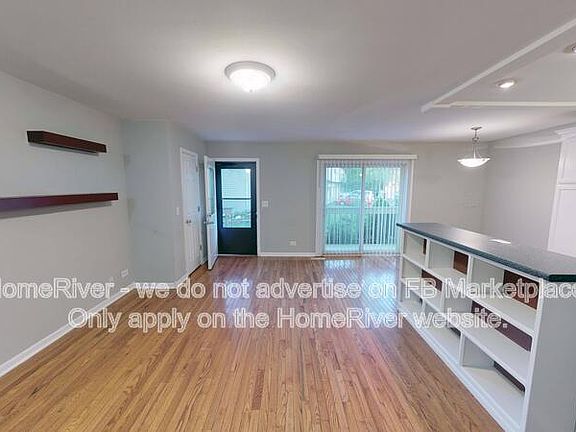 4th image of 240 Chippewa Ct Unit B