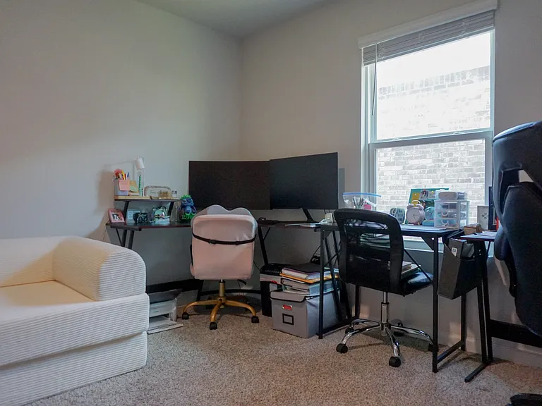 4703 Airmen Dr — Photo 37