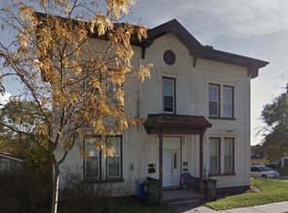 404 E Cook St, Portage, WI 53901