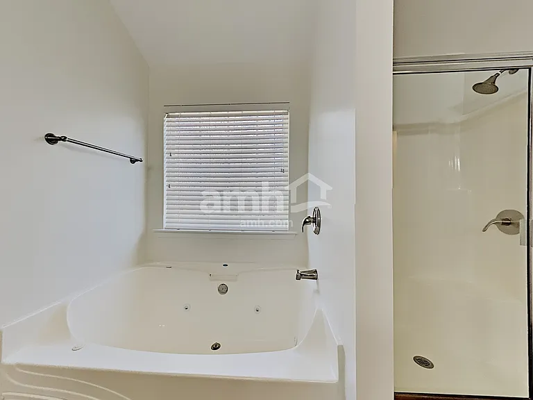 872 Holly Meadow Dr — Photo 17