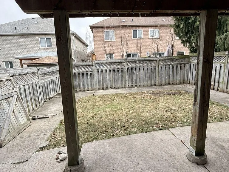 67 Castillian Dr #LOWER — Photo 7