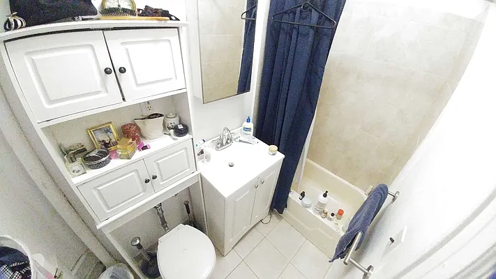 Rented by Downtown Mgt & Realty LLC | media 13