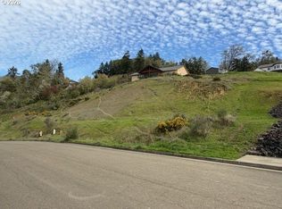 832 Forest Heights St #34-37, Sutherlin, OR 97479