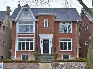 15 Highbourne Rd, Toronto, ON M5P 2J1