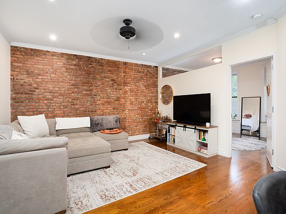 2nd image of 230 E 97th St APT 3A