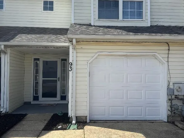 93 Auckland Dr, Newark, DE 19702