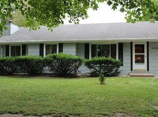 3620 Maple St, Des Moines, IA 50317