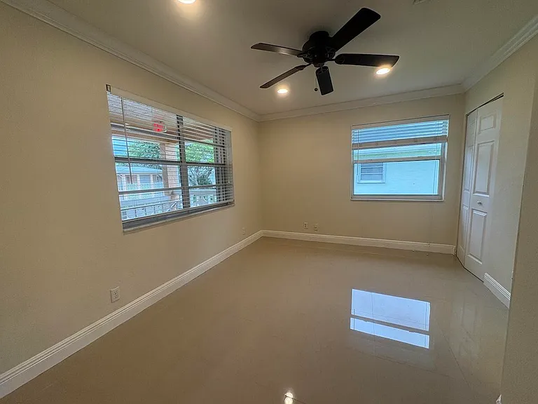 1441 NW 19th Ter #201 — Photo 28