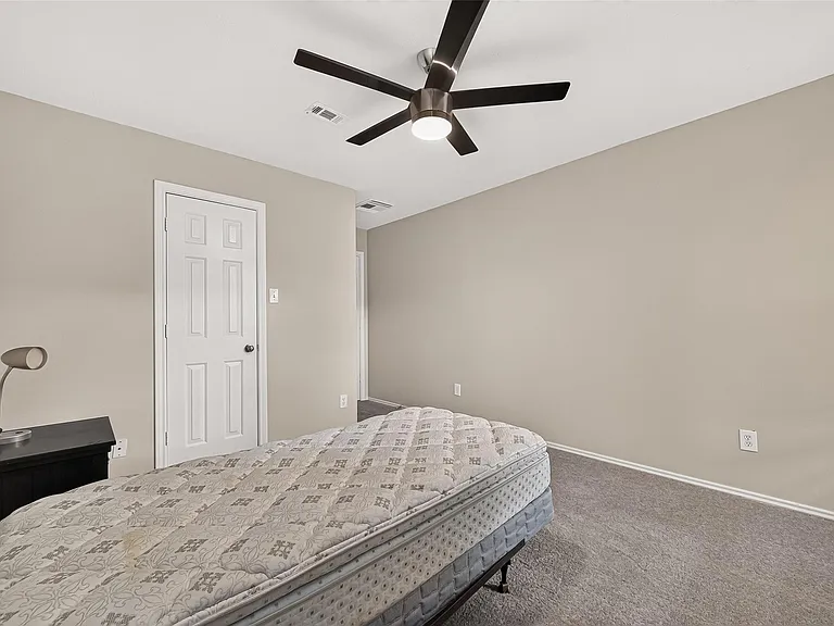 202 N Vesper Bend Cir — Photo 34
