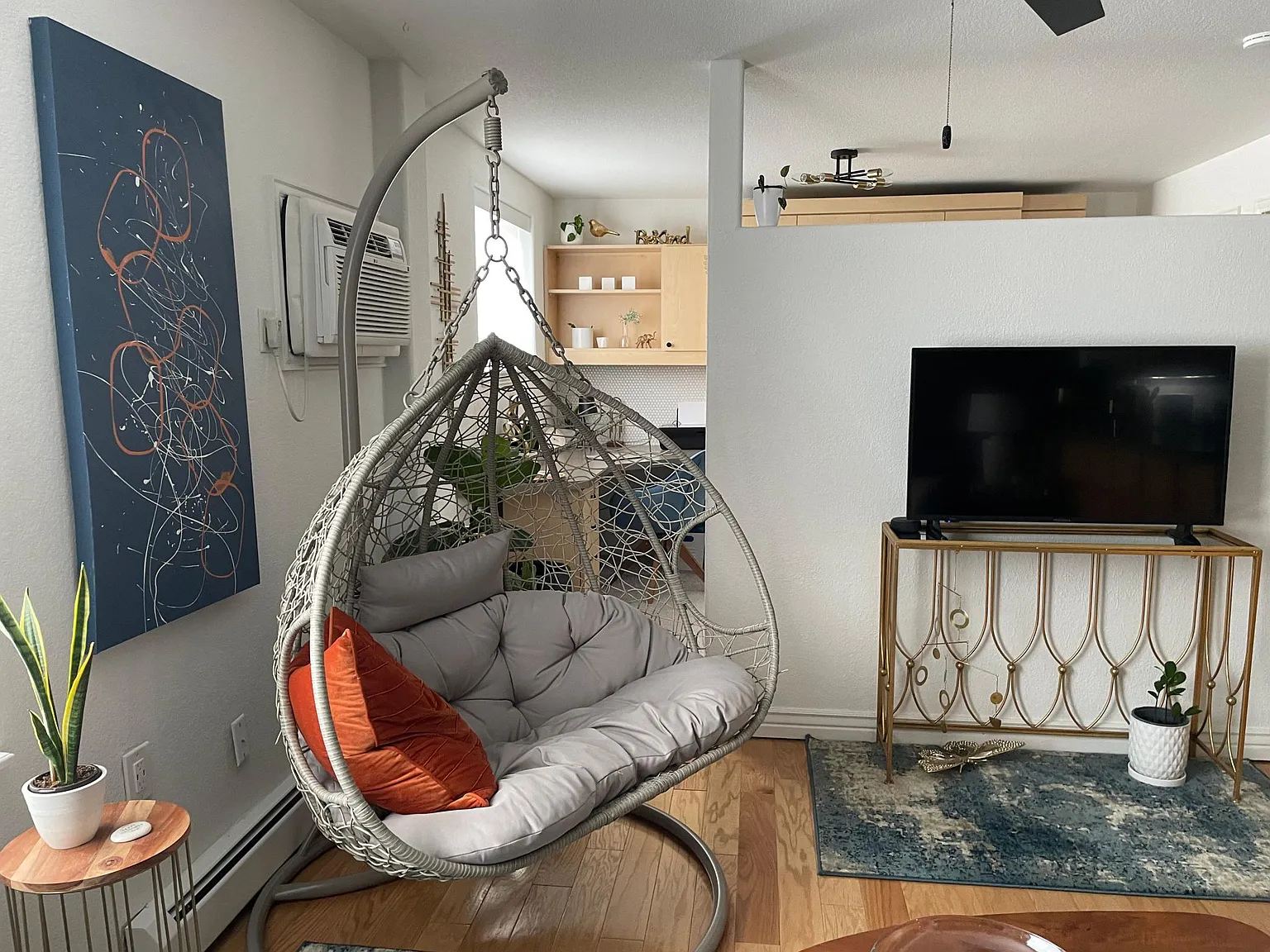 1 bed, 520 sqft, $1,750 — Photo 2