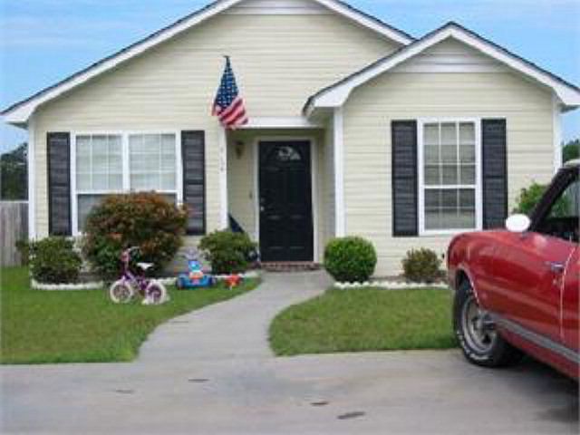 1st image of 4121 Hamilton Cir
