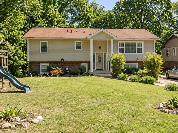 3008 Covewood St, High Point, NC 27265