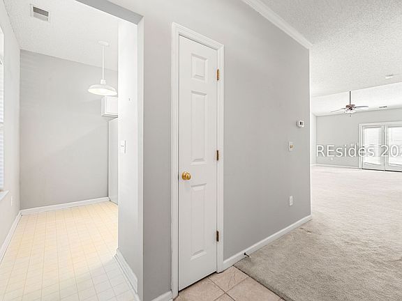 5th image of 81 3rd Ave