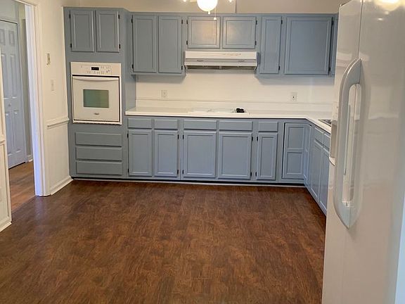 2nd image of 505 Westover Dr