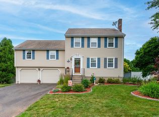20 Oxford Ln, Cromwell, CT 06416