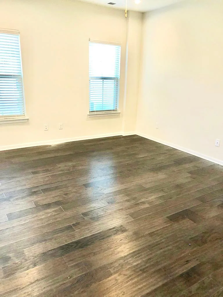 11058 Telegraph Rd NW — Photo 4