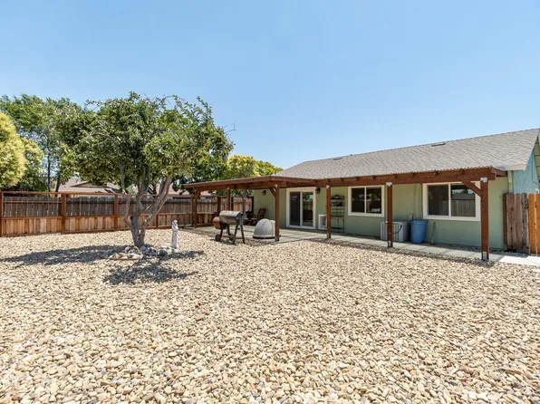 2410 Marquette Way, Fairfield, CA 94533