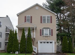 10 Inverness Ave, Worcester, MA 01604