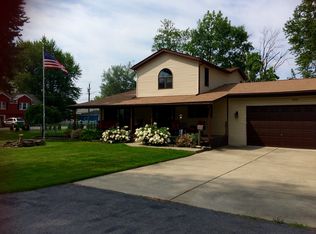4520 Windsor Ter, Hamburg, NY 14075
