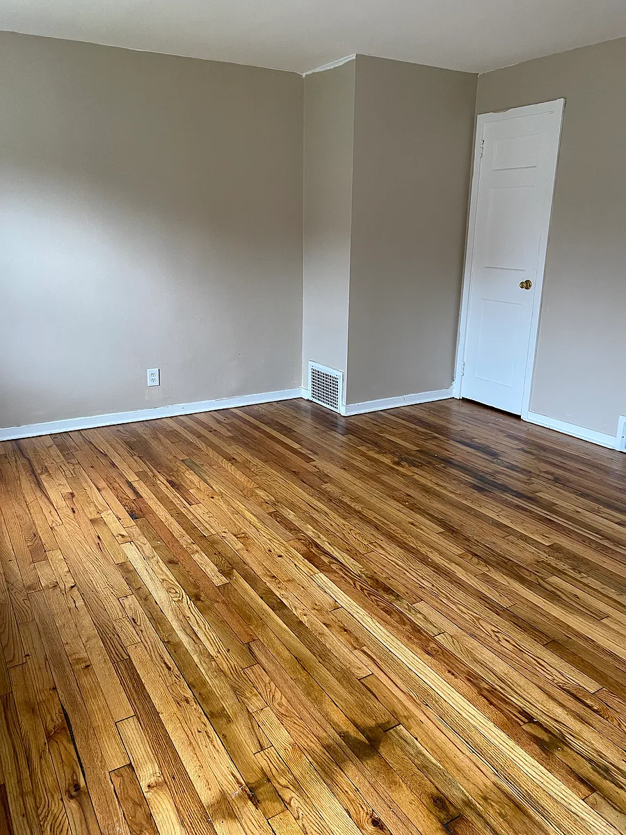 Living room - 1 Putnam Cir