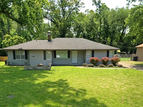 212 Ridgewood Dr, Belleville, IL 62223