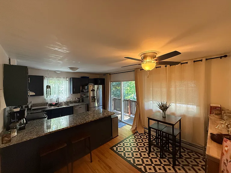 1124 La Farge Ave — Photo 7