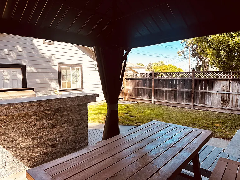 332 Quiet St — Photo 11