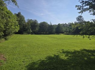 Raines Tavern Rd, Farmville, VA 23901