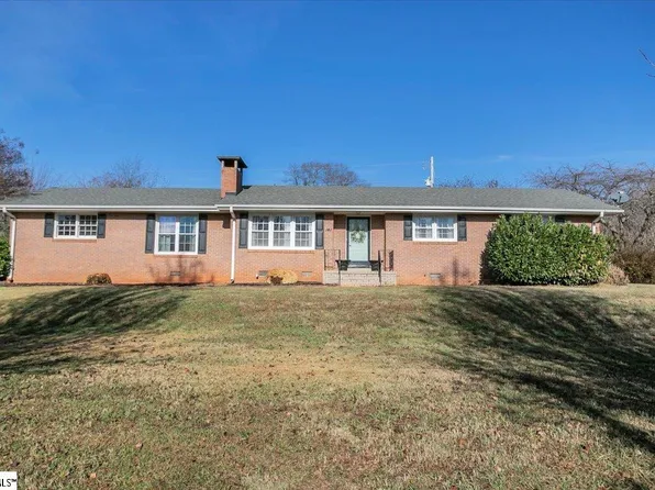 141 McJunkin Dr, Pickens, SC 29671