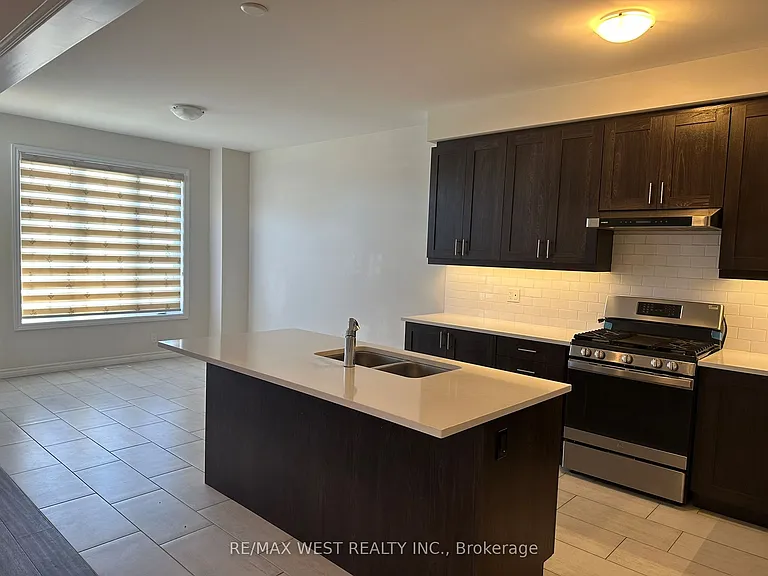 243 O'Neil St — Photo 9