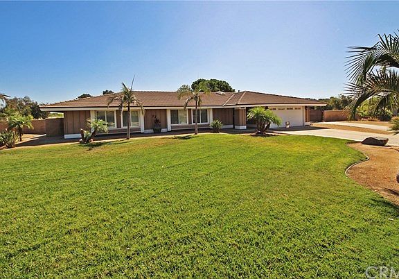 2nd image of 11555 Overland Dr