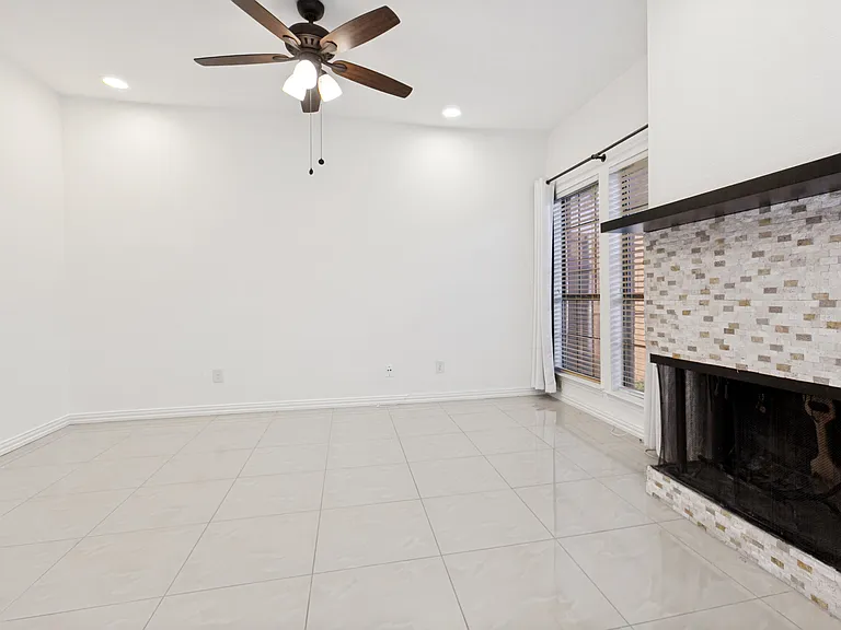 5100 Verde Valley Ln #189 — Photo 6