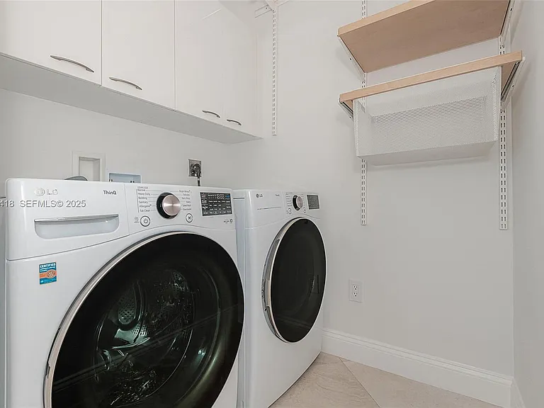 16001 Collins Ave #4104 — Photo 37