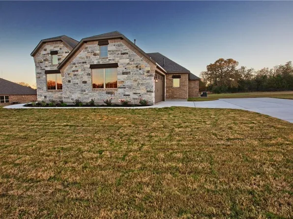 337 Chisholm Trl, Bastrop, TX 78602